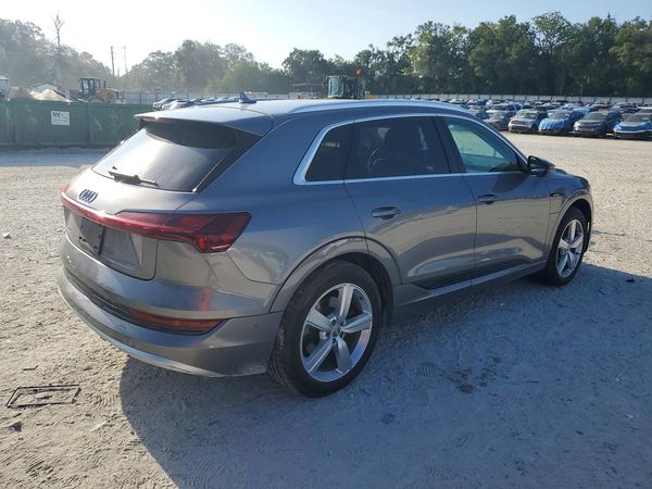 2019 AUDI E-TRON