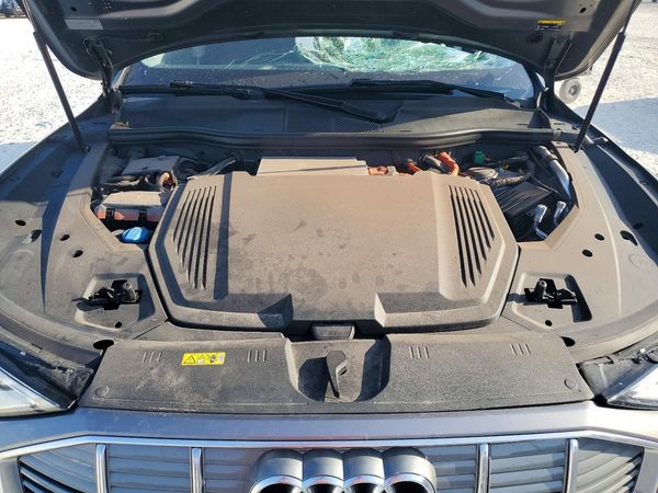 2019 AUDI E-TRON