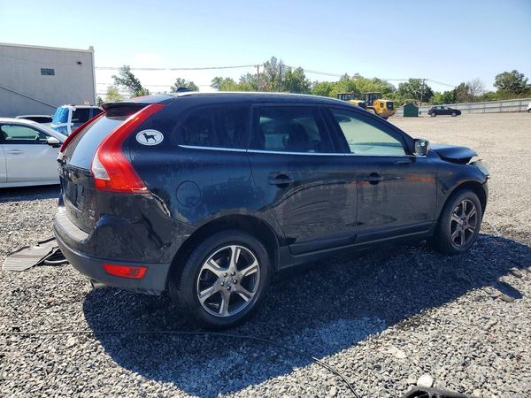 2012 VOLVO XC60