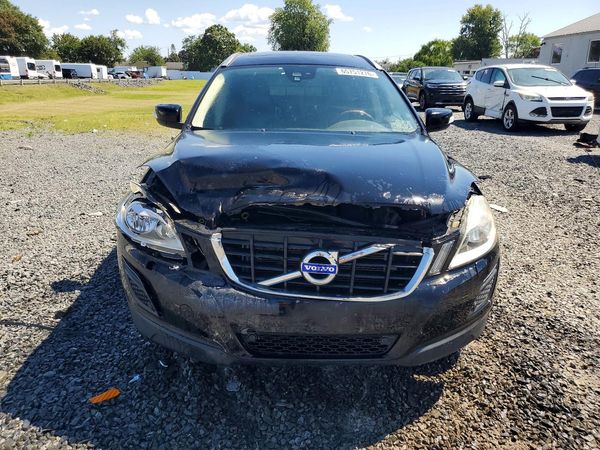 2012 VOLVO XC60
