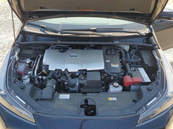 2022 TOYOTA PRIUS