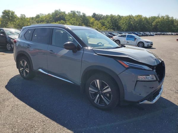 2022 NISSAN ROGUE Platinum