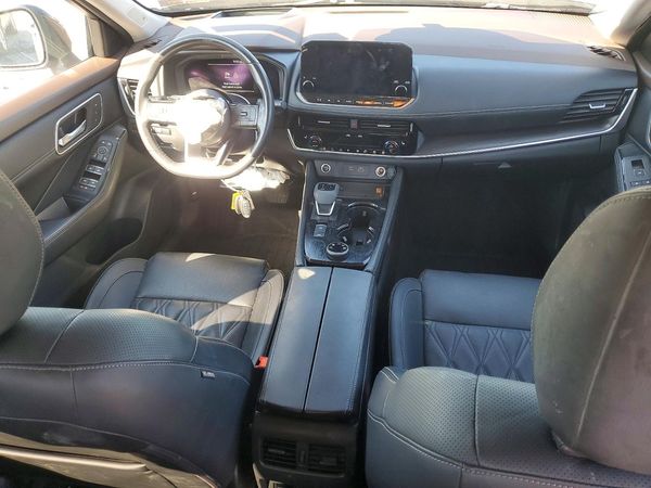 2022 NISSAN ROGUE Platinum