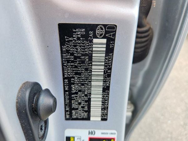 2017 TOYOTA COROLLA
