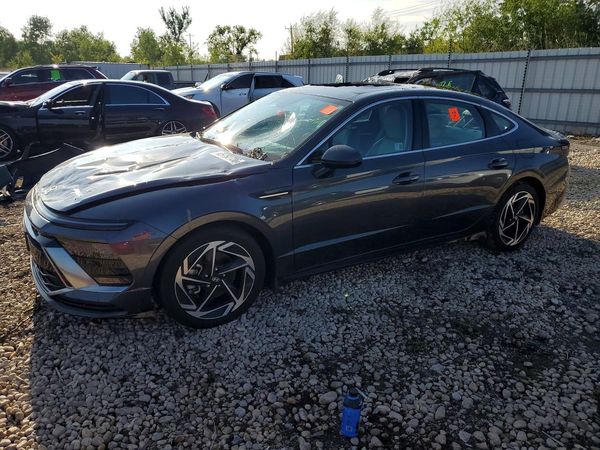2024 HYUNDAI SONATA SEL w/ Convenience Pkg — Front 3/4