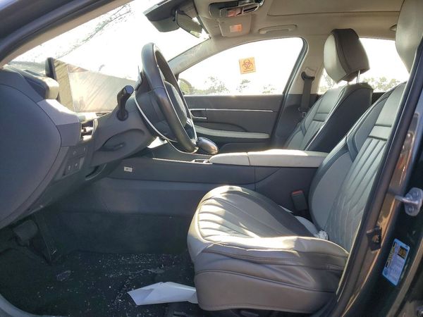 2024 HYUNDAI SONATA SEL w/ Convenience Pkg — DENT