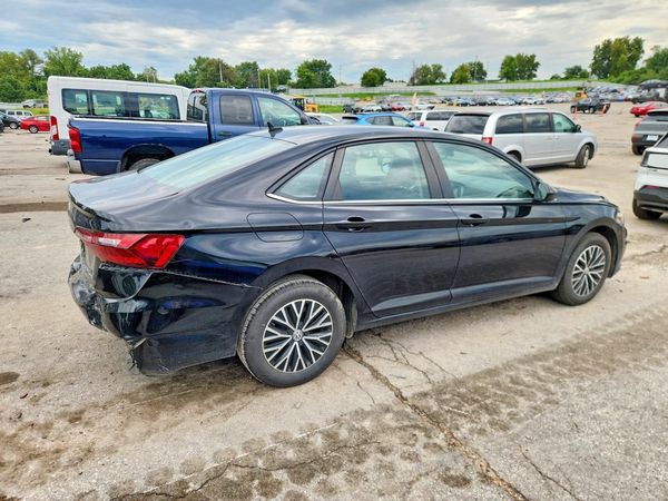 2021 VOLKSWAGEN JETTA S / SE / R-Line