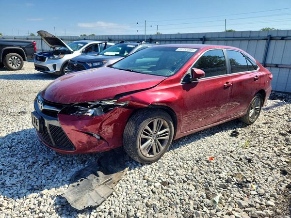 2015 TOYOTA CAMRY