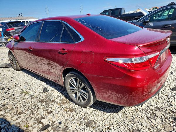 2015 TOYOTA CAMRY