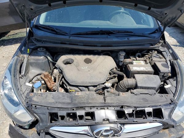 2013 HYUNDAI ACCENT