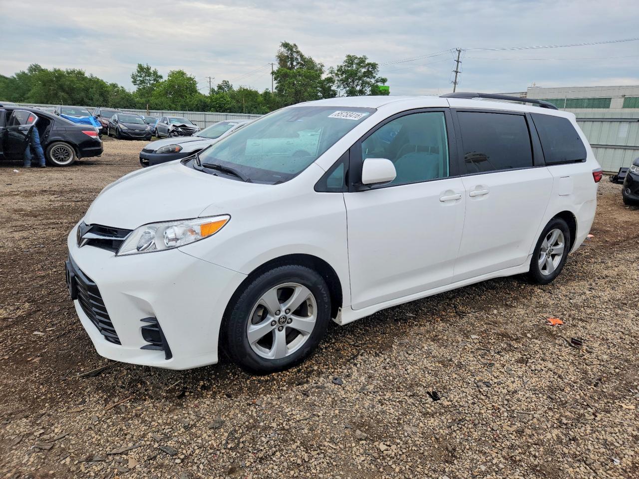 2020 TOYOTA SIENNA E grade