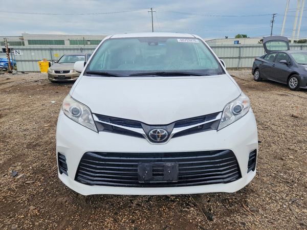 2020 TOYOTA SIENNA E grade