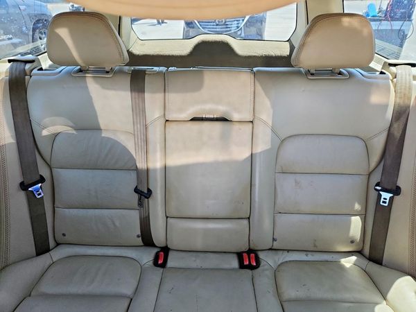 2013 VOLVO XC70
