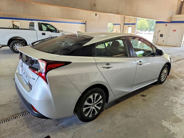 2021 TOYOTA PRIUS