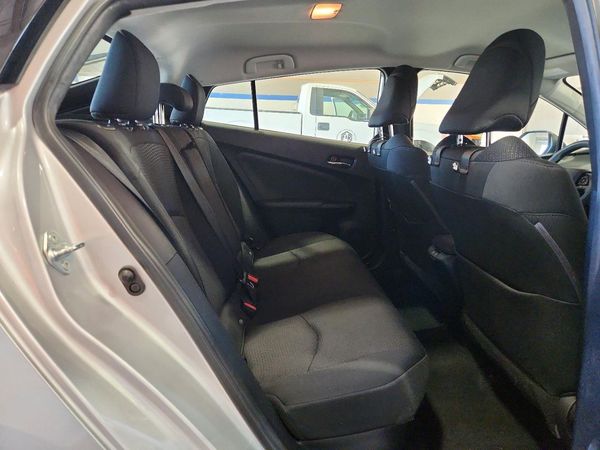 2021 TOYOTA PRIUS