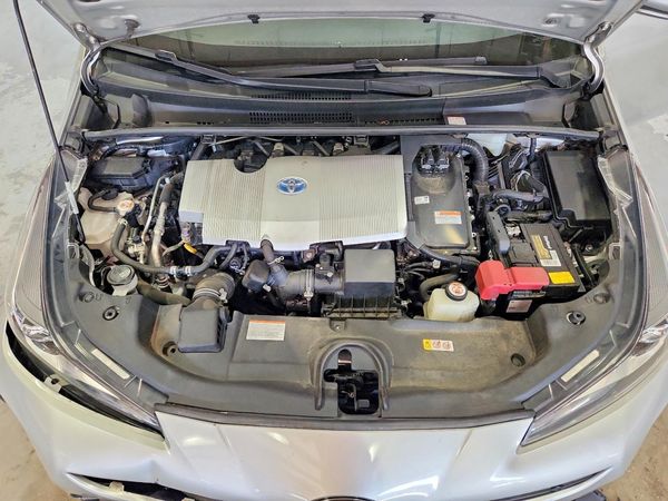 2021 TOYOTA PRIUS