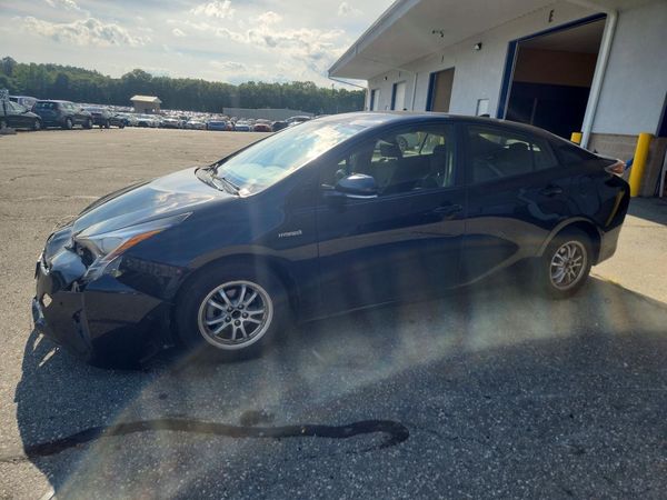2017 TOYOTA PRIUS