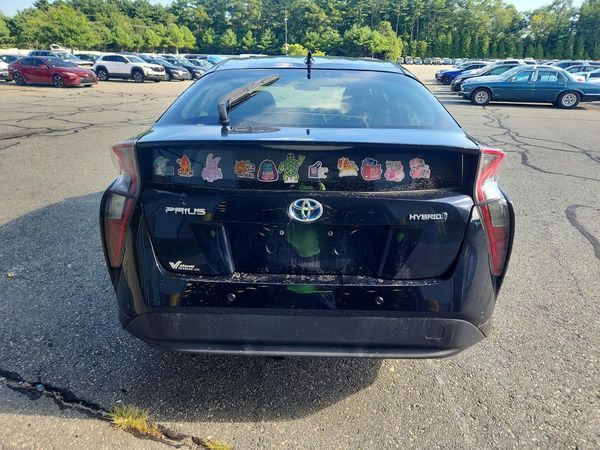 2017 TOYOTA PRIUS