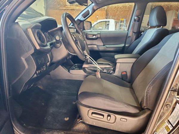 2021 TOYOTA TACOMA SR5 — DENT