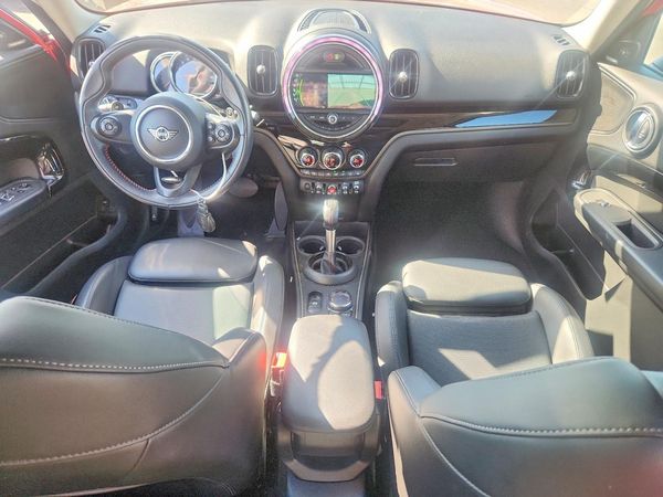 2019 MINI COOPER