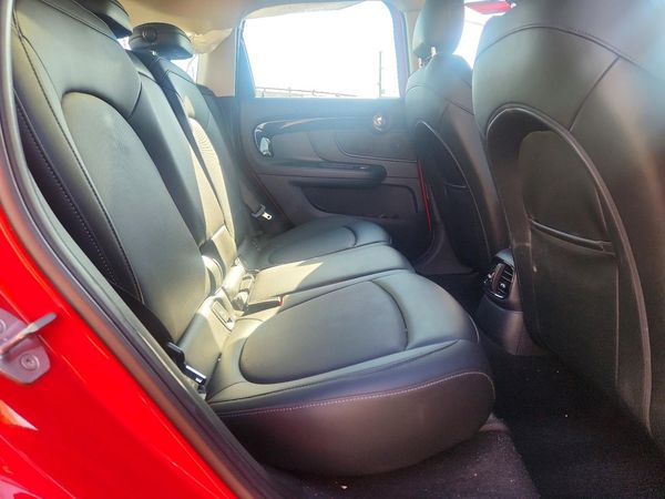 2019 MINI COOPER