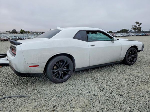 2016 DODGE CHALLENGER
