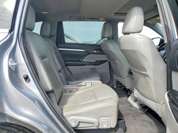2016 TOYOTA HIGHLANDER Base/Hybrid