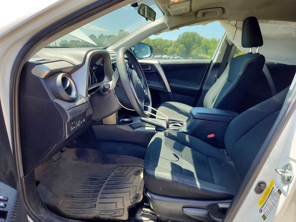2015 TOYOTA RAV4 LE (X Grade)