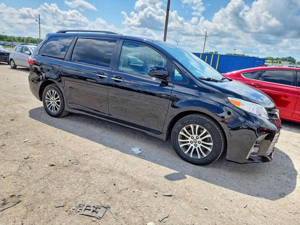 2020 TOYOTA SIENNA