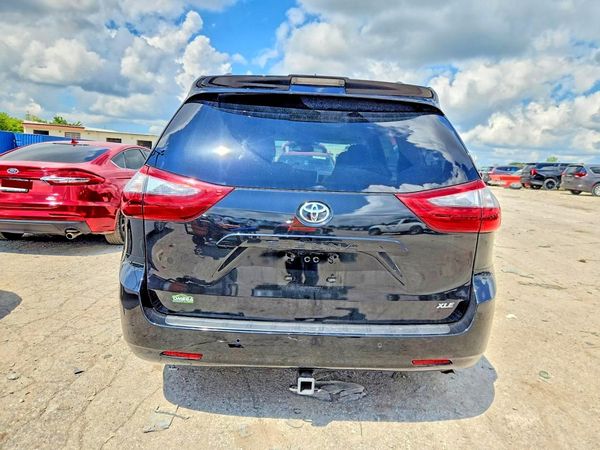 2020 TOYOTA SIENNA