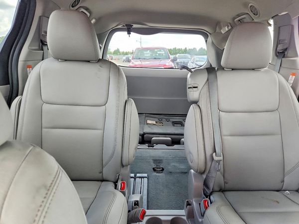 2020 TOYOTA SIENNA
