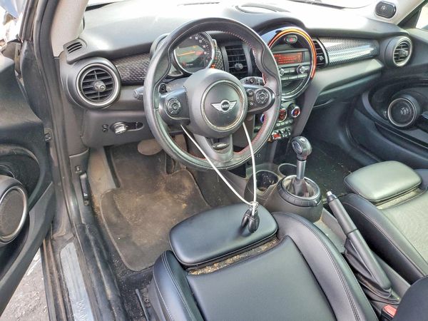 2014 MINI COOPER