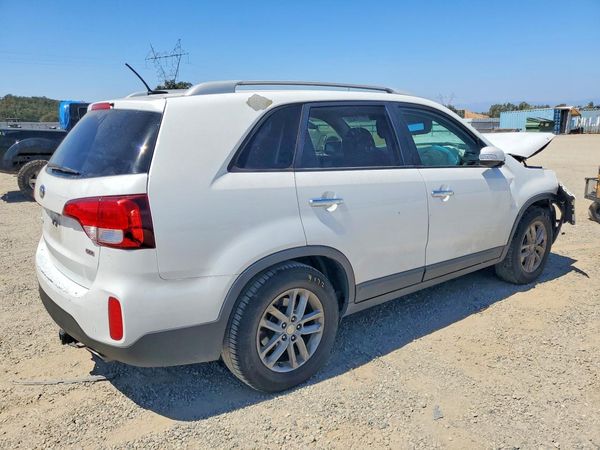 2015 KIA SORENTO