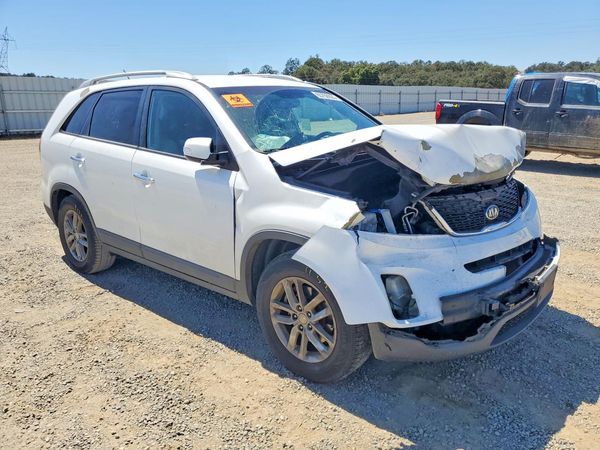 2015 KIA SORENTO