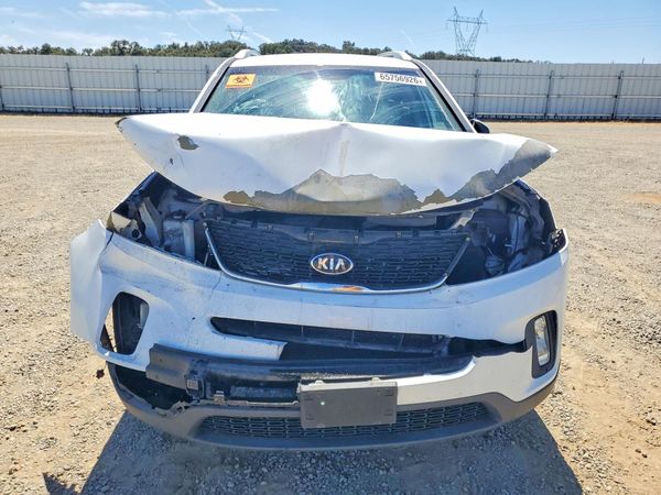 2015 KIA SORENTO