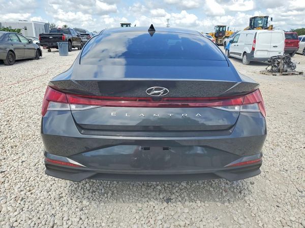 2023 HYUNDAI ELANTRA SEL w/Convenience Pkg