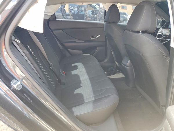 2023 HYUNDAI ELANTRA SEL w/Convenience Pkg