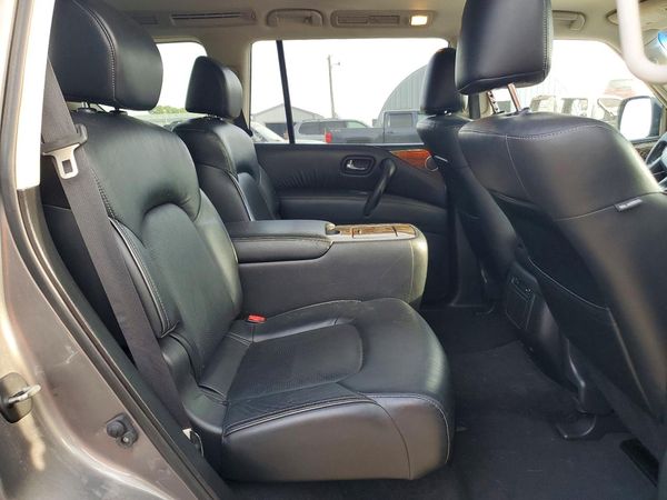 2016 INFINITI QX80