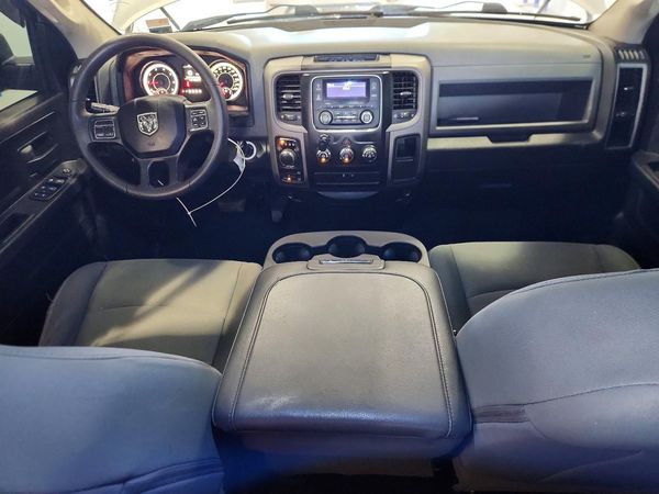 2017 RAM 1500 ST