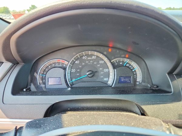 2014 TOYOTA CAMRY