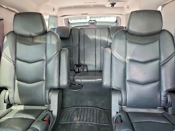 2017 CADILLAC ESCALADE ESV Luxury