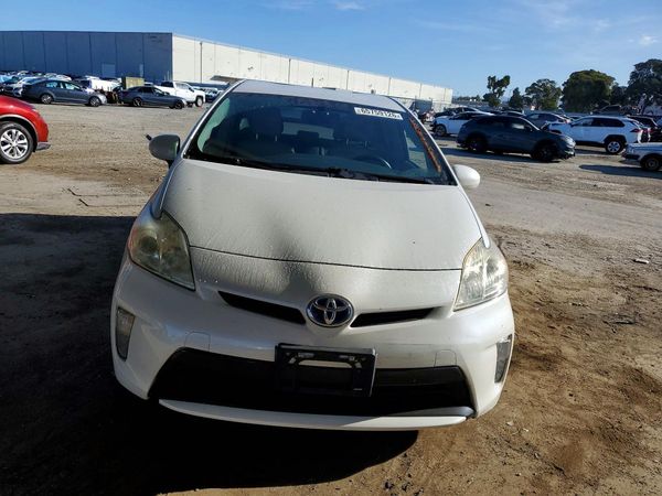 2014 TOYOTA PRIUS