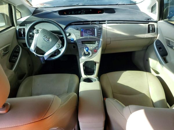 2014 TOYOTA PRIUS