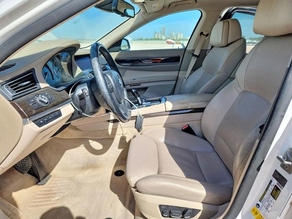 2012 BMW 750 750Li/Alpina B7