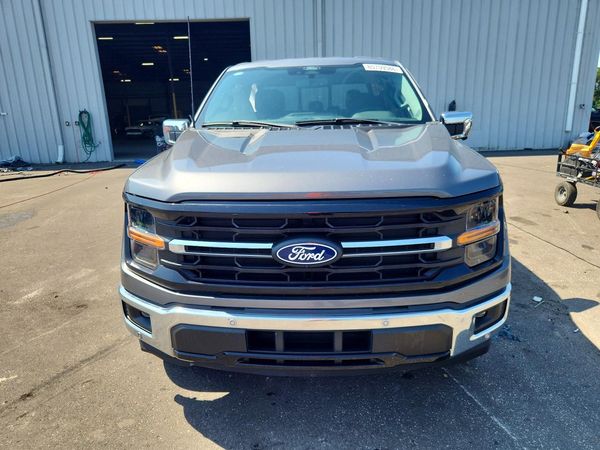 2024 FORD F150