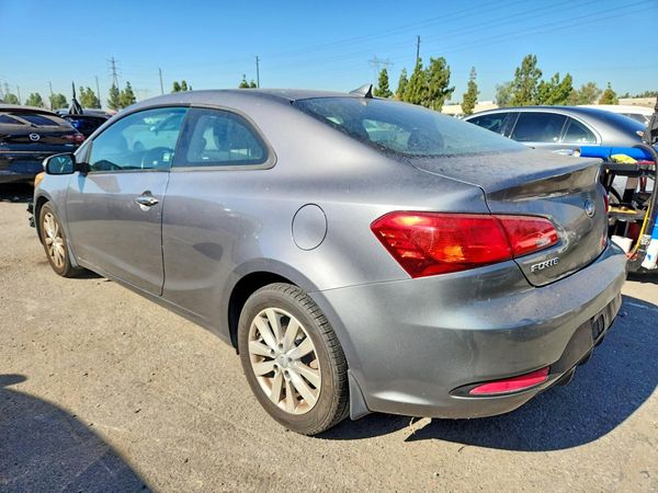 2015 KIA FORTE KOUP