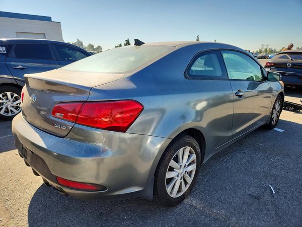2015 KIA FORTE KOUP