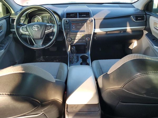 2016 TOYOTA CAMRY