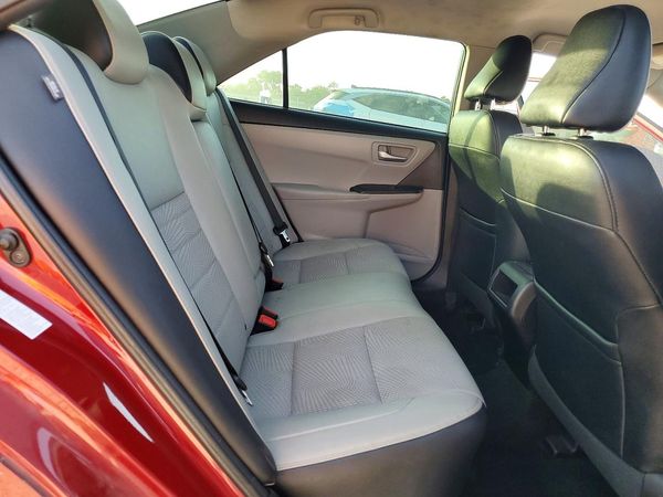 2016 TOYOTA CAMRY