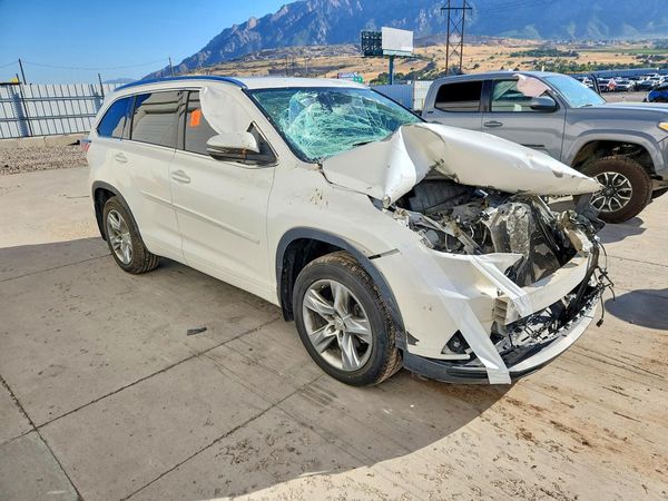 2014 TOYOTA HIGHLANDER Base/Hybrid — Passenger 3/4